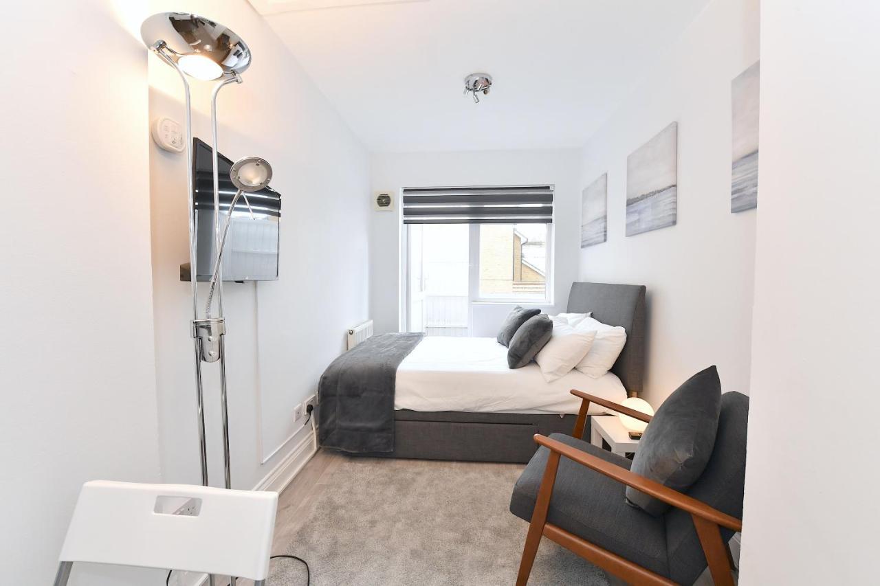 London Studios Very Close To Central Line Underground Shepherds Bush And Westfield Newly Refurbished Esterno foto