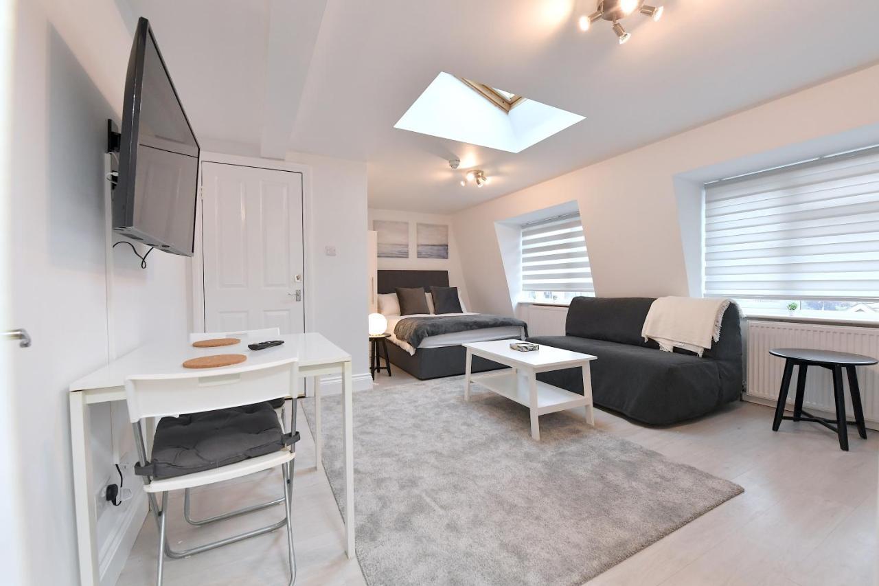 London Studios Very Close To Central Line Underground Shepherds Bush And Westfield Newly Refurbished Esterno foto