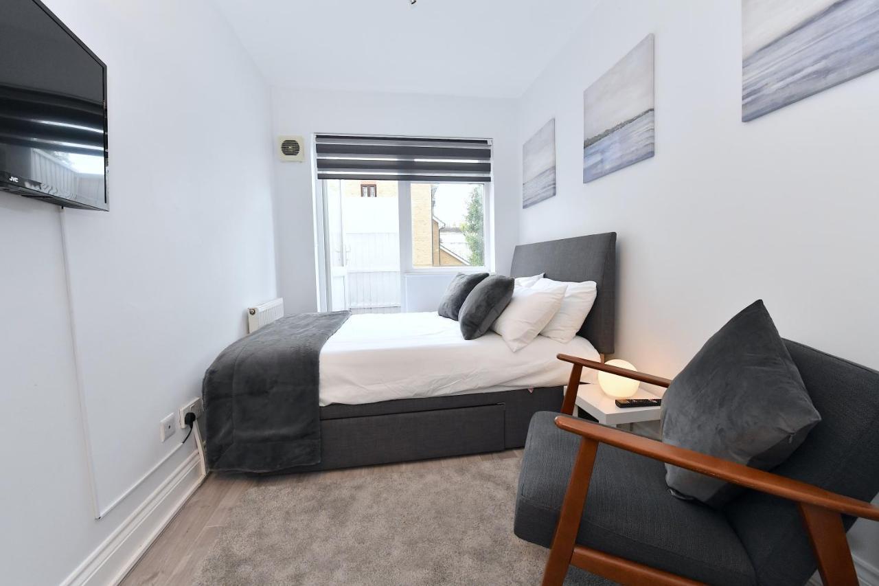 London Studios Very Close To Central Line Underground Shepherds Bush And Westfield Newly Refurbished Esterno foto