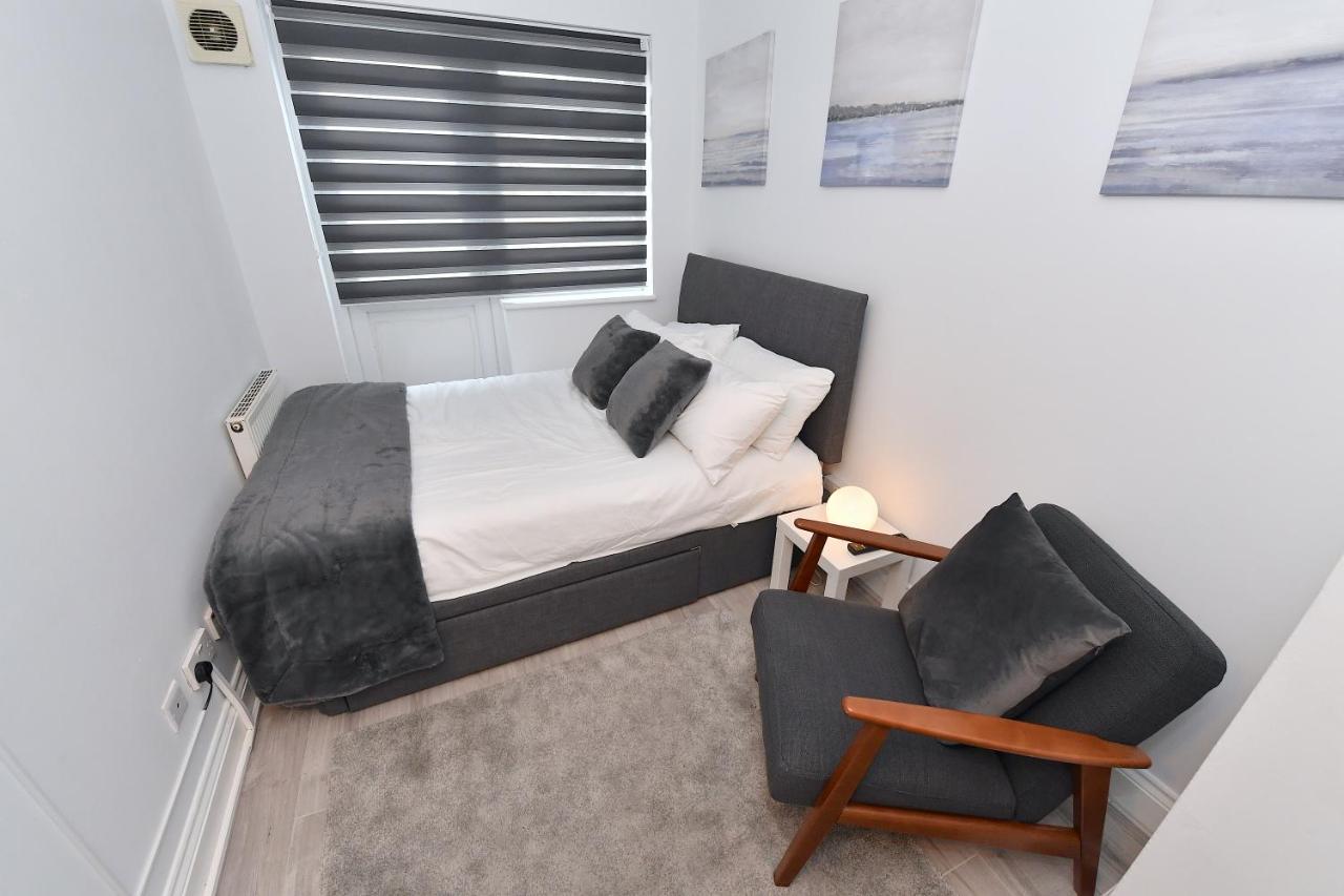 London Studios Very Close To Central Line Underground Shepherds Bush And Westfield Newly Refurbished Esterno foto