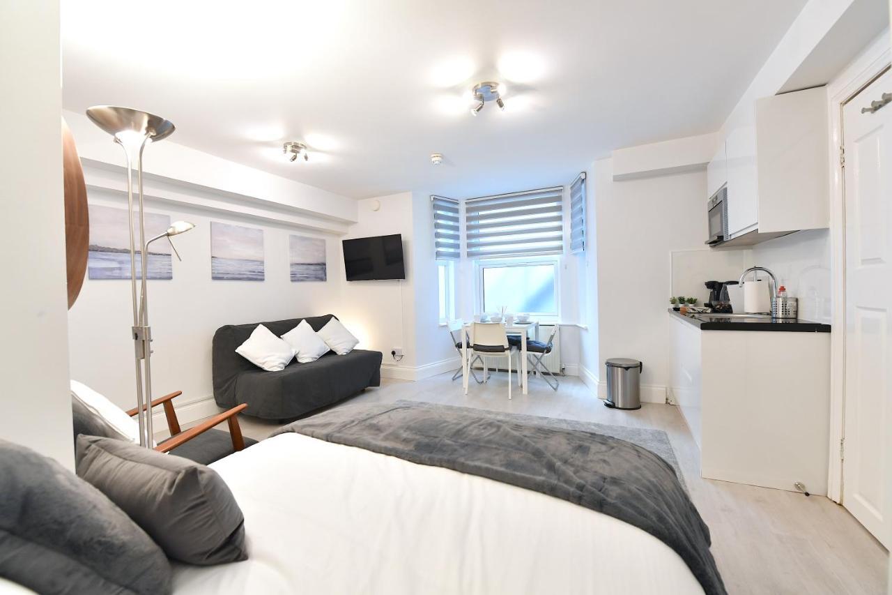 London Studios Very Close To Central Line Underground Shepherds Bush And Westfield Newly Refurbished Esterno foto