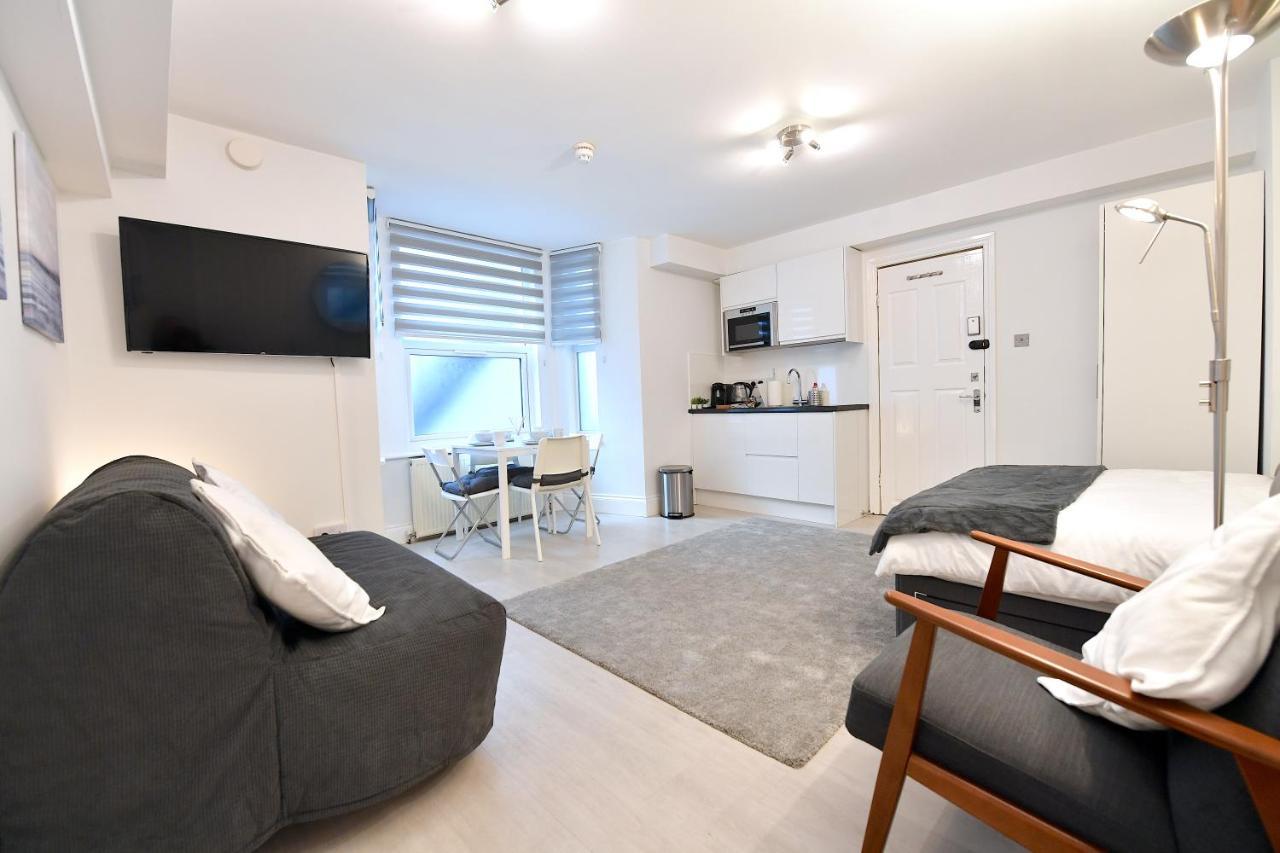 London Studios Very Close To Central Line Underground Shepherds Bush And Westfield Newly Refurbished Esterno foto