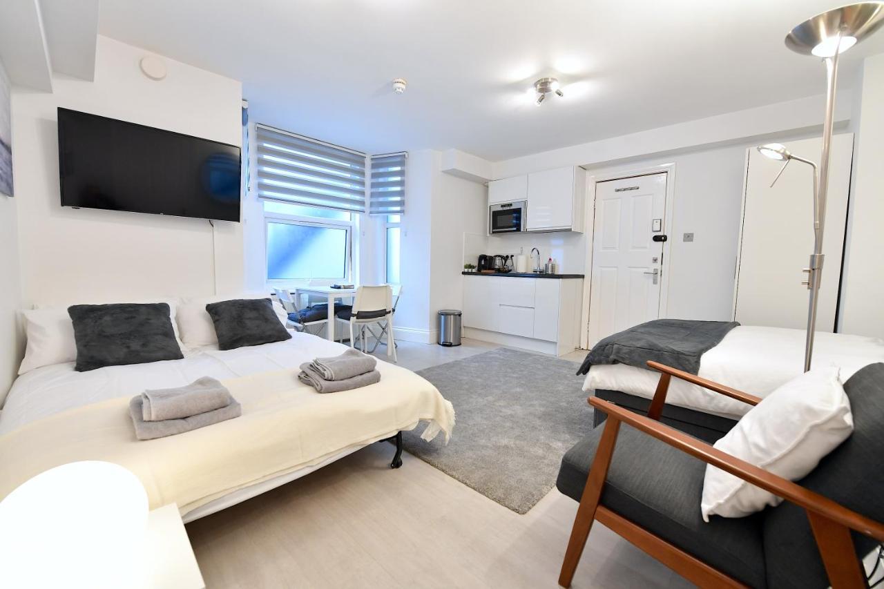 London Studios Very Close To Central Line Underground Shepherds Bush And Westfield Newly Refurbished Esterno foto