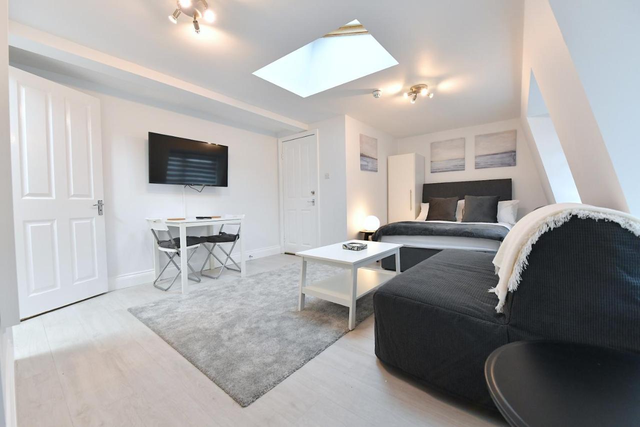 London Studios Very Close To Central Line Underground Shepherds Bush And Westfield Newly Refurbished Esterno foto