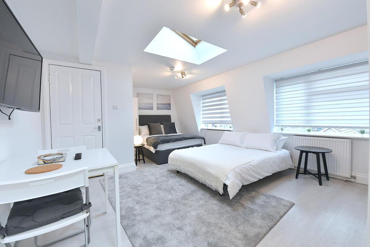 London Studios Very Close To Central Line Underground Shepherds Bush And Westfield Newly Refurbished Esterno foto