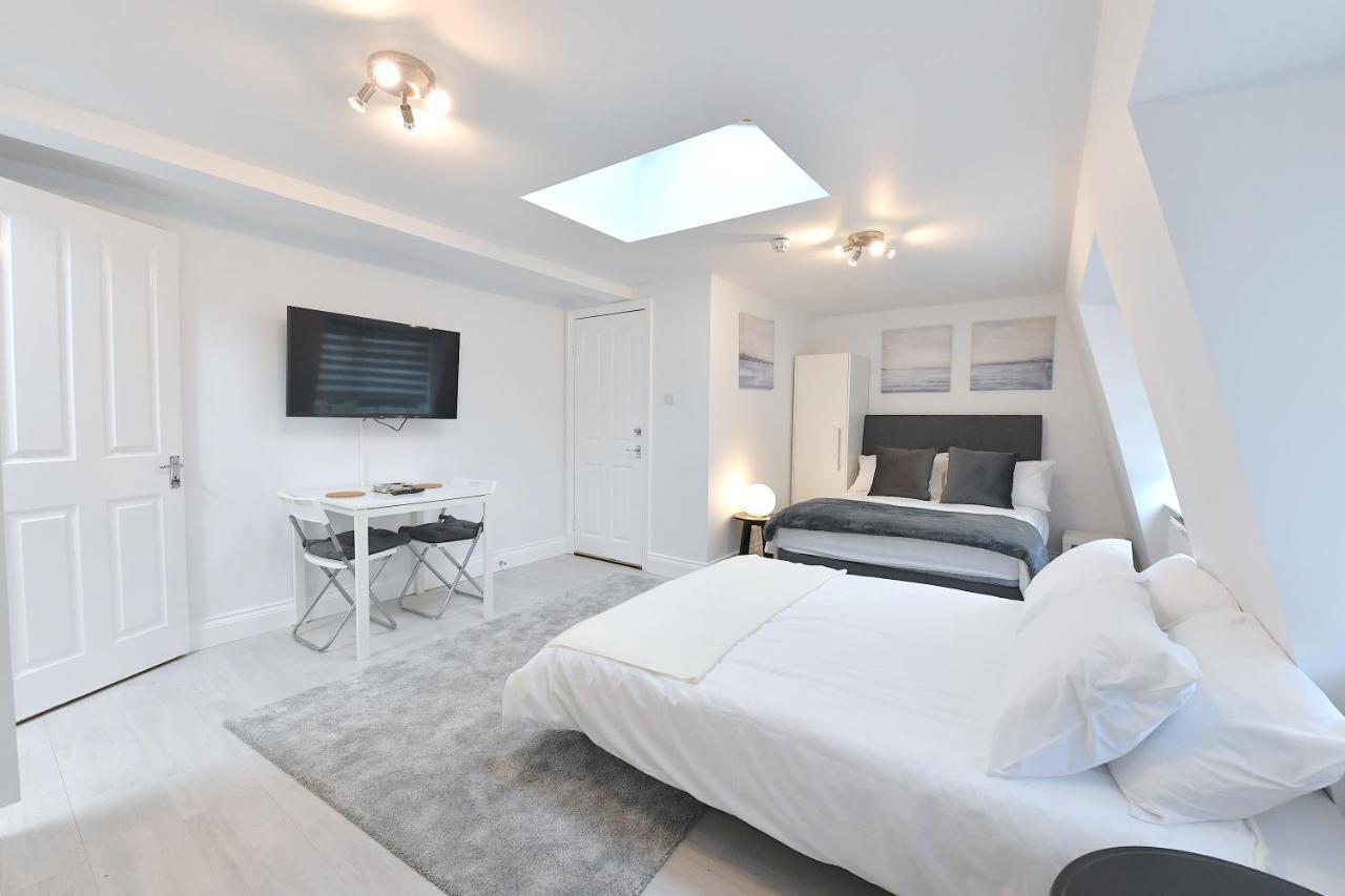 London Studios Very Close To Central Line Underground Shepherds Bush And Westfield Newly Refurbished Esterno foto